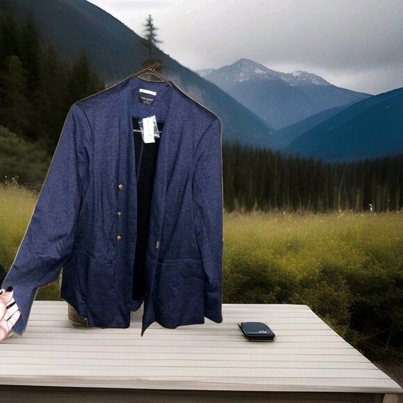 Lane Bryant The Bryant Blue Blazer With Gold Buttons NWT Size 20 Plus Size - Picture 1 of 9